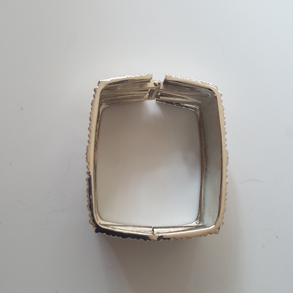Square Hinged Silver Bracelet - image 4
